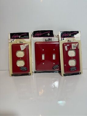 Set Of 3 Vintage Amertac Wall Plates Red Powder Coated Steel...BRAND NEW